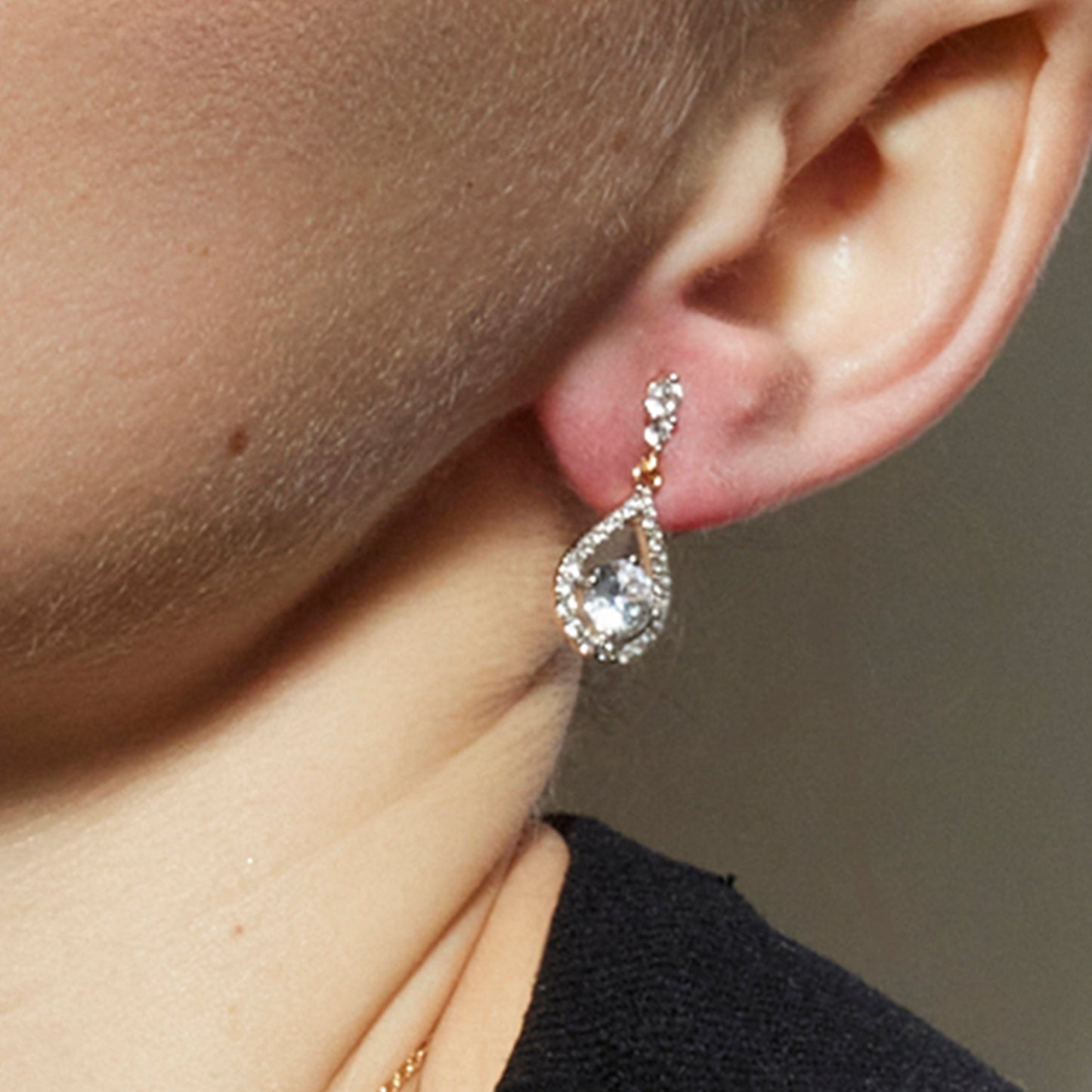 Pendientes con Circonita Brillante acabado oro 18k - Lessia
