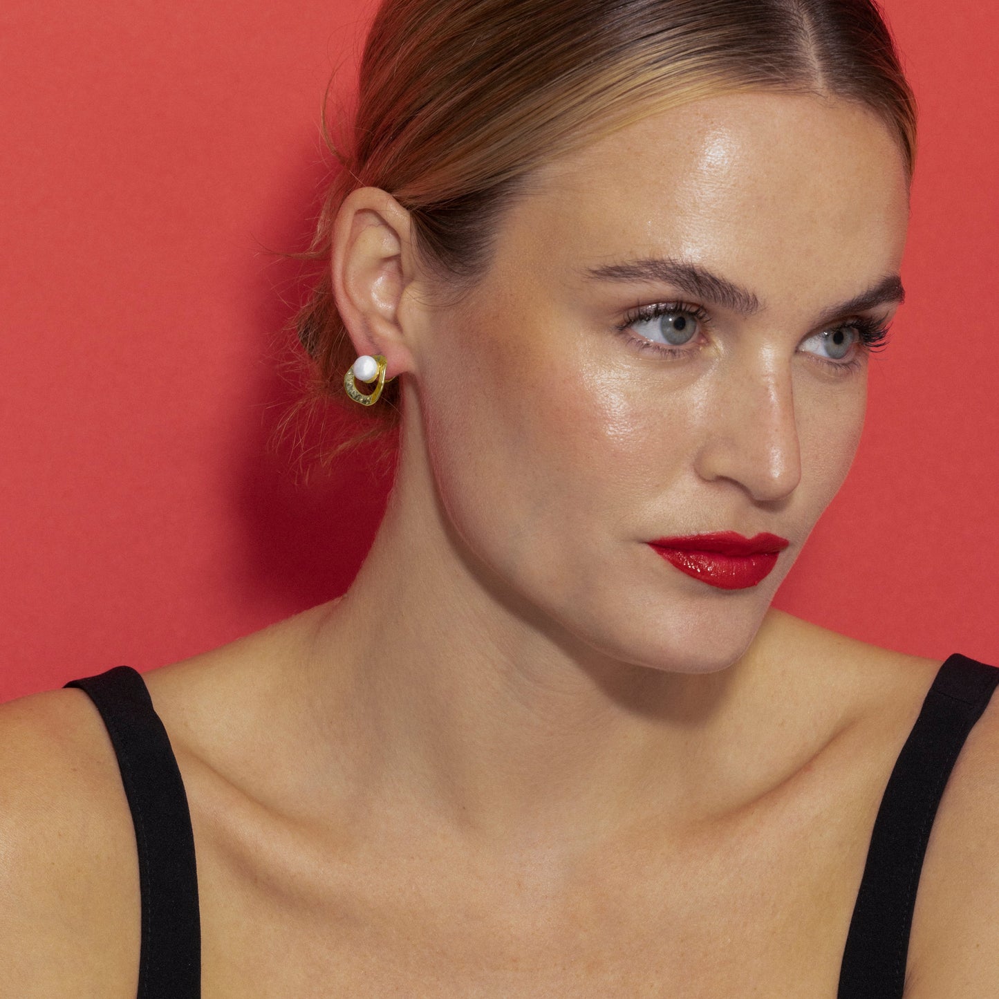 Pendientes con Perla Blanca acabado oro 18k - Ku