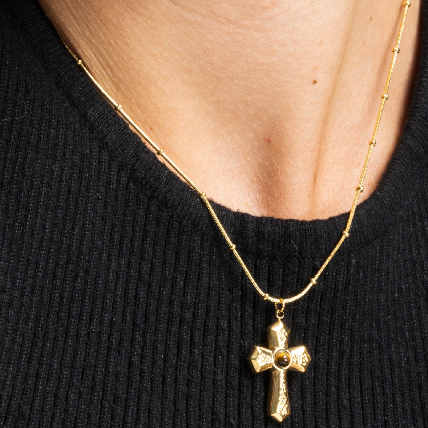 Collar con Ojo de Tigre acabado oro 18k - Anleh