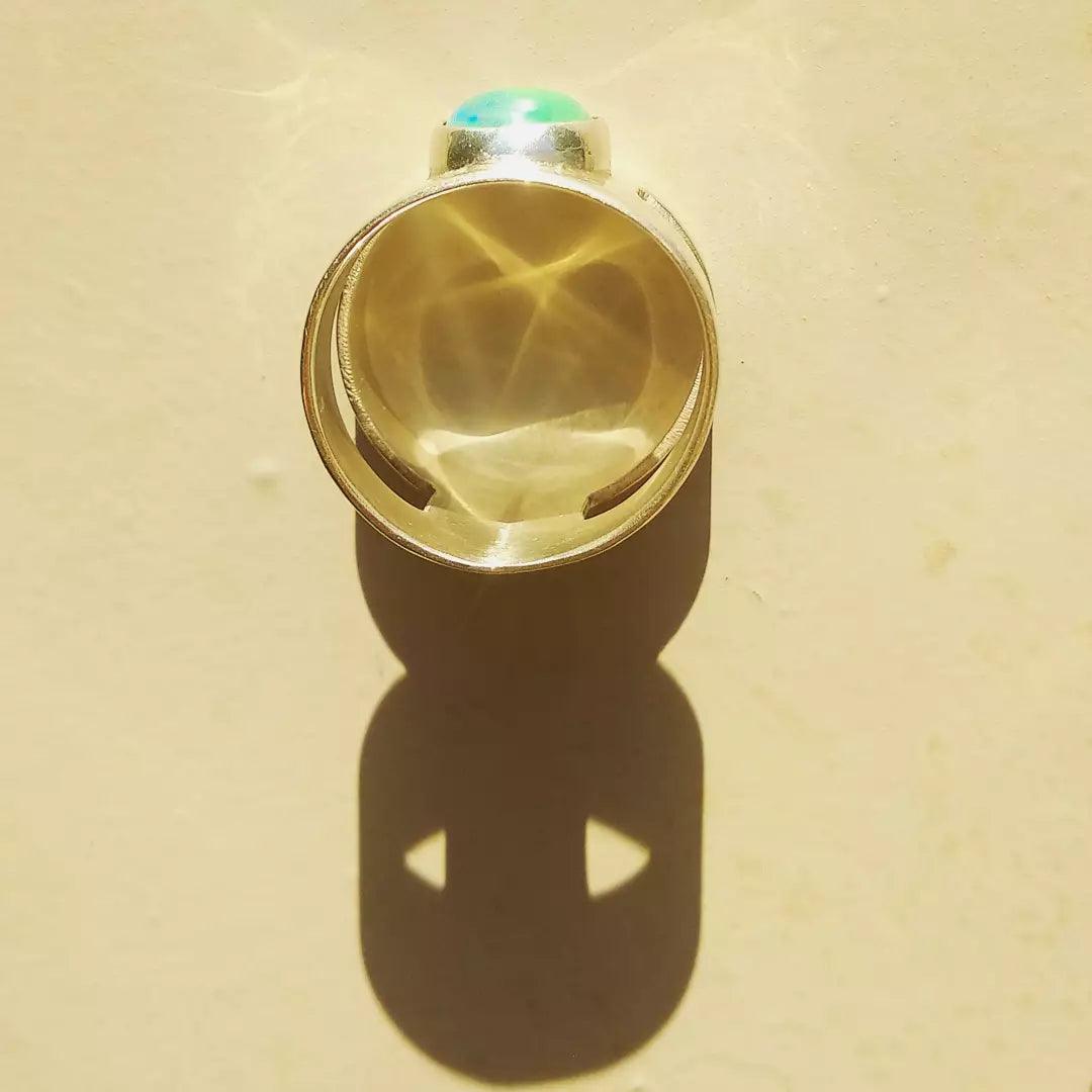 Anillo Ancho Egipcio con Ópalo