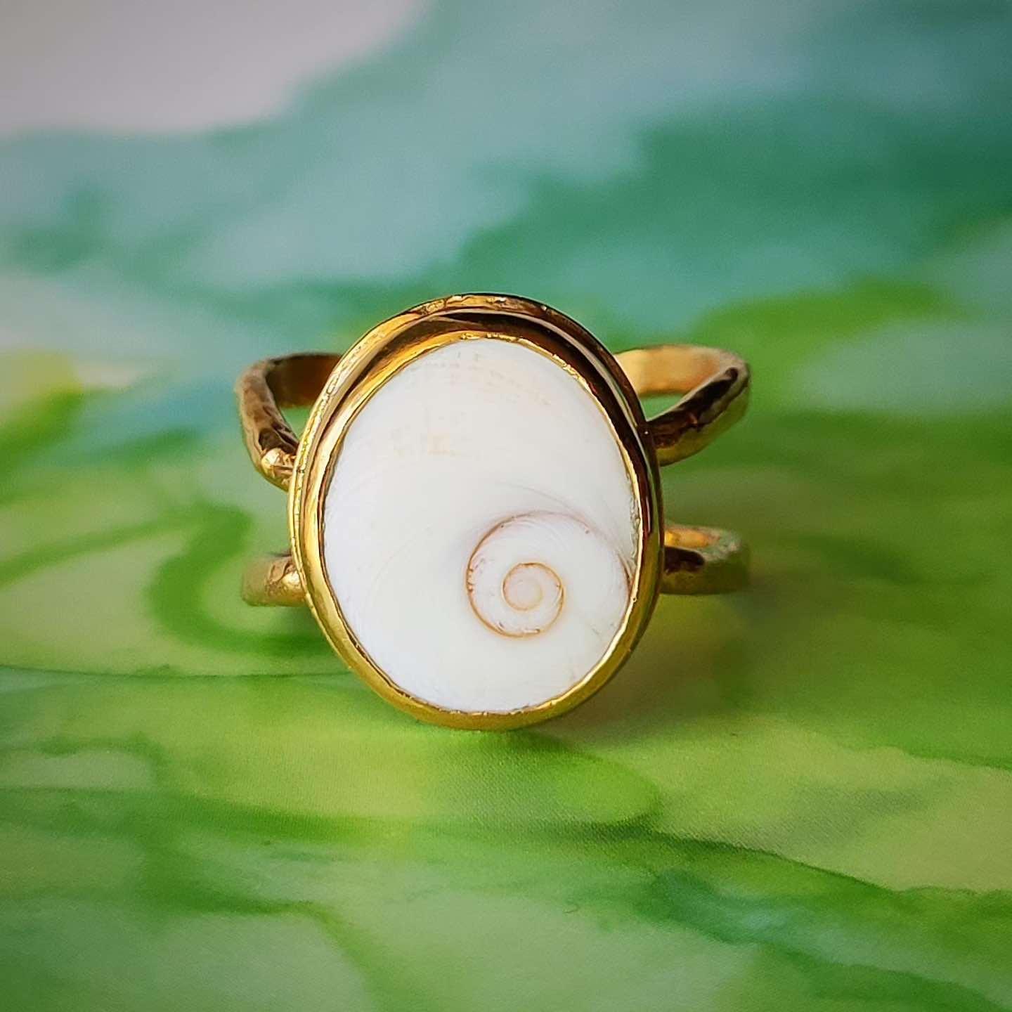 Anillo Habita de la Suerte (Orejita de Mar)