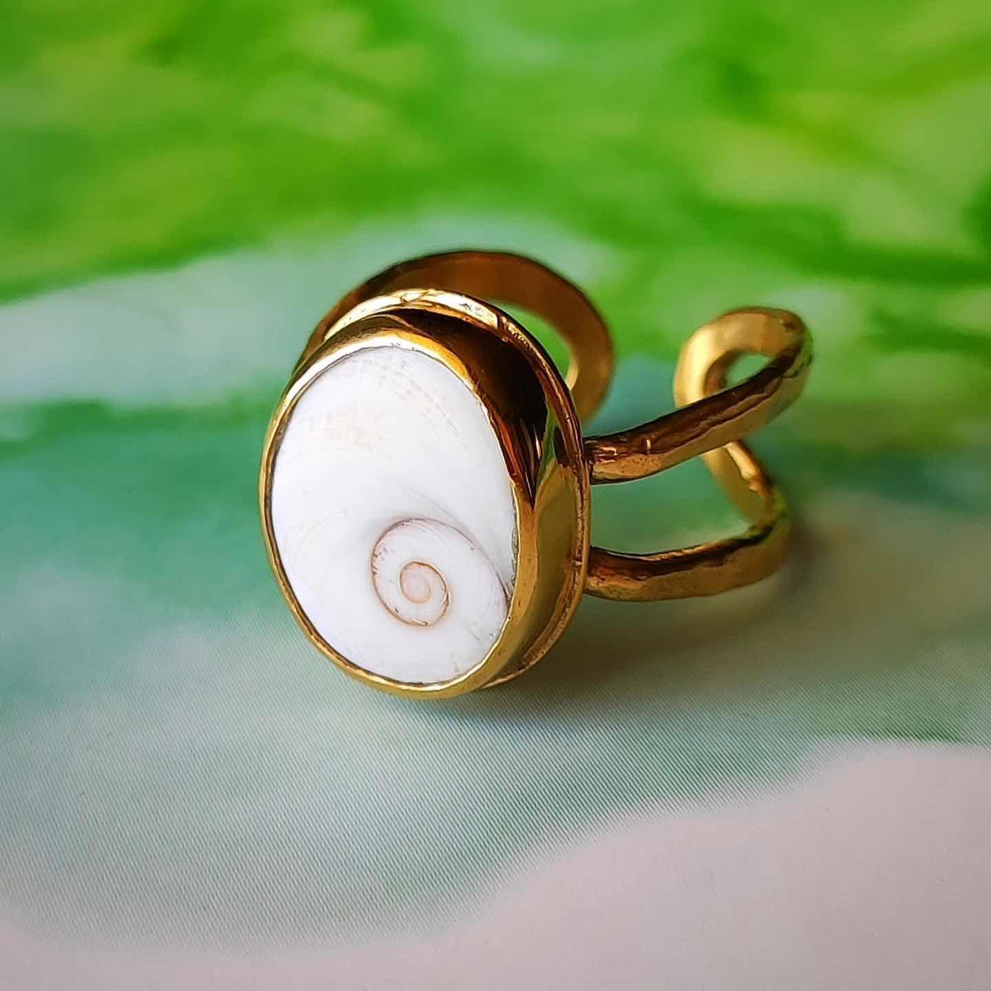 Anillo Habita de la Suerte (Orejita de Mar)