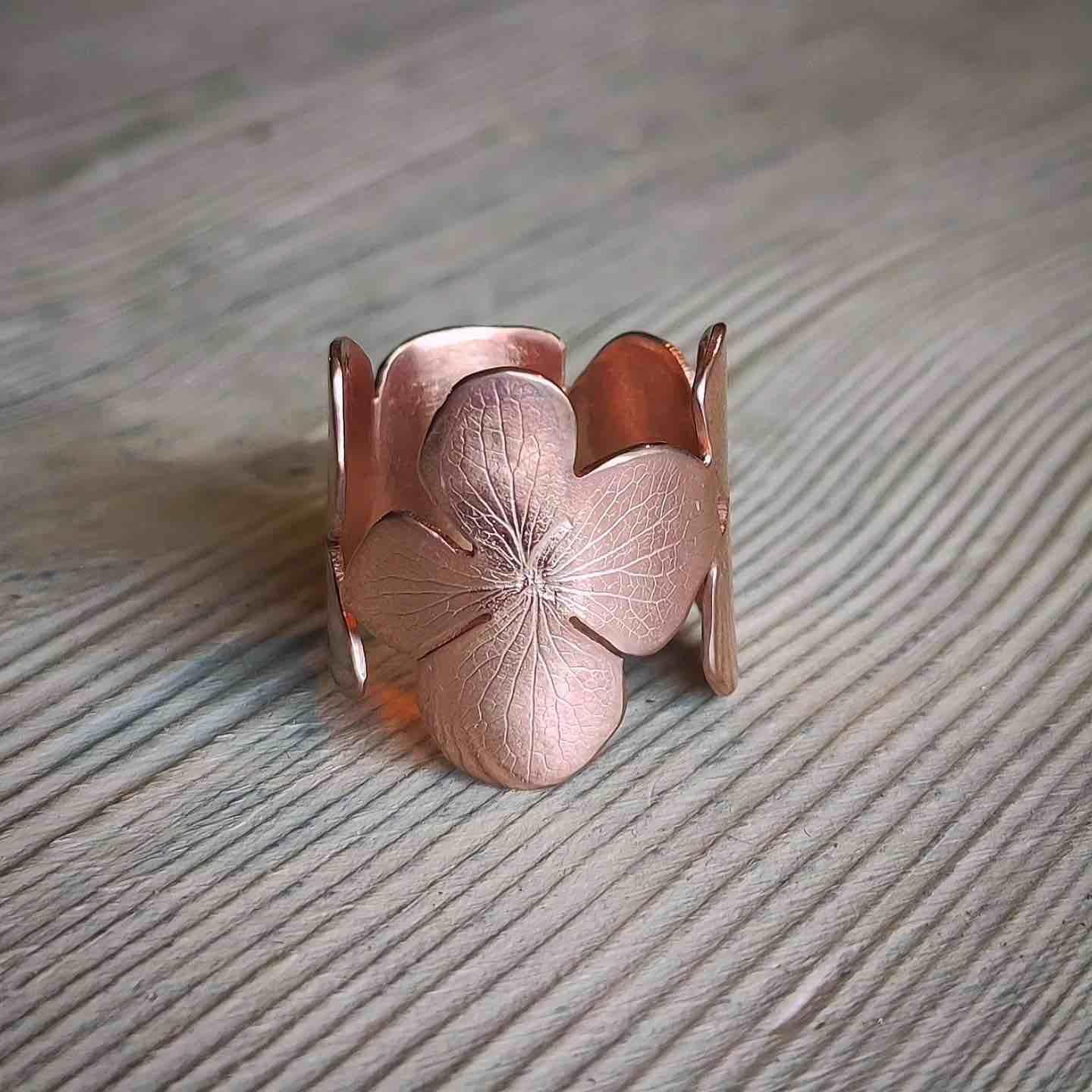Anillo Hortensia