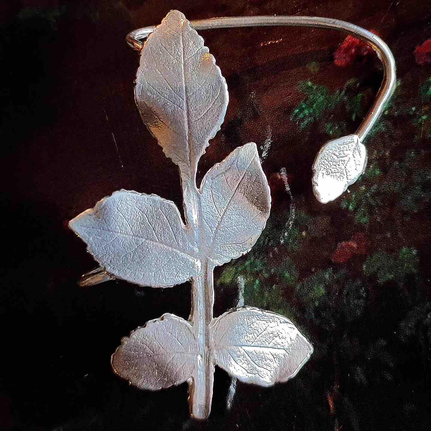 Ear Cuff Rosal Trepador