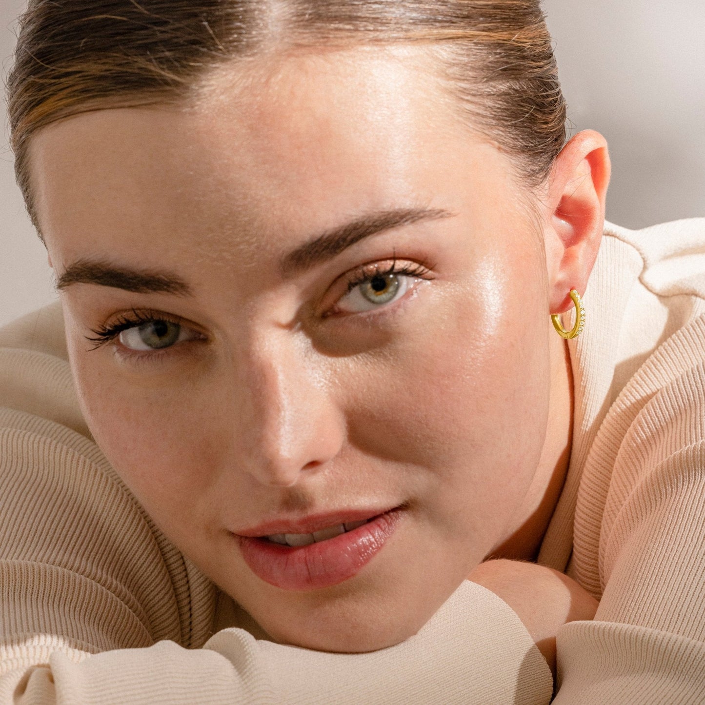 Pendientes acabado oro amarillo 18k