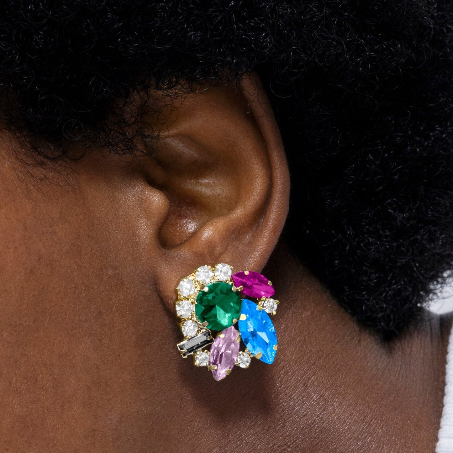 Pendientes acabados en oro amarillo 18k