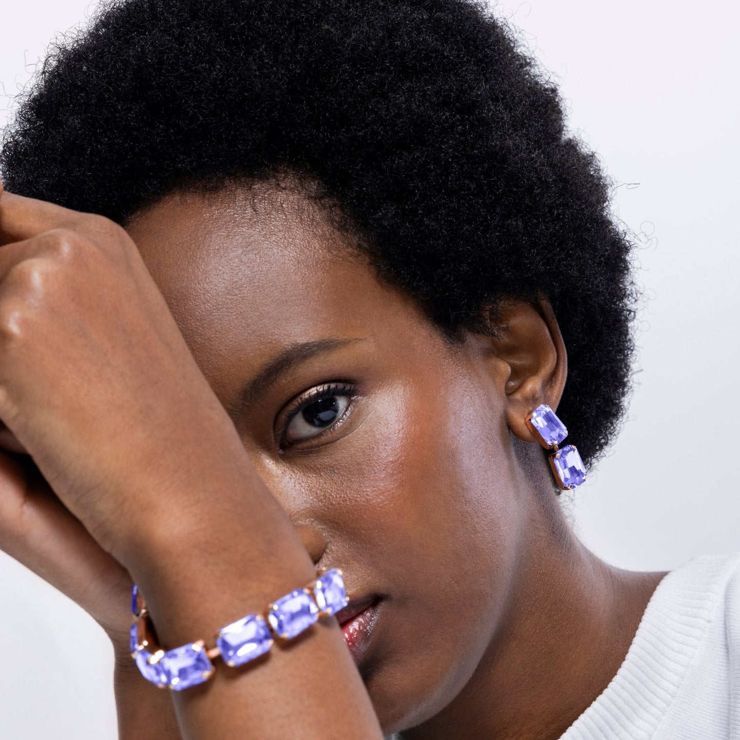 Pendientes acabados en oro amarillo 18k