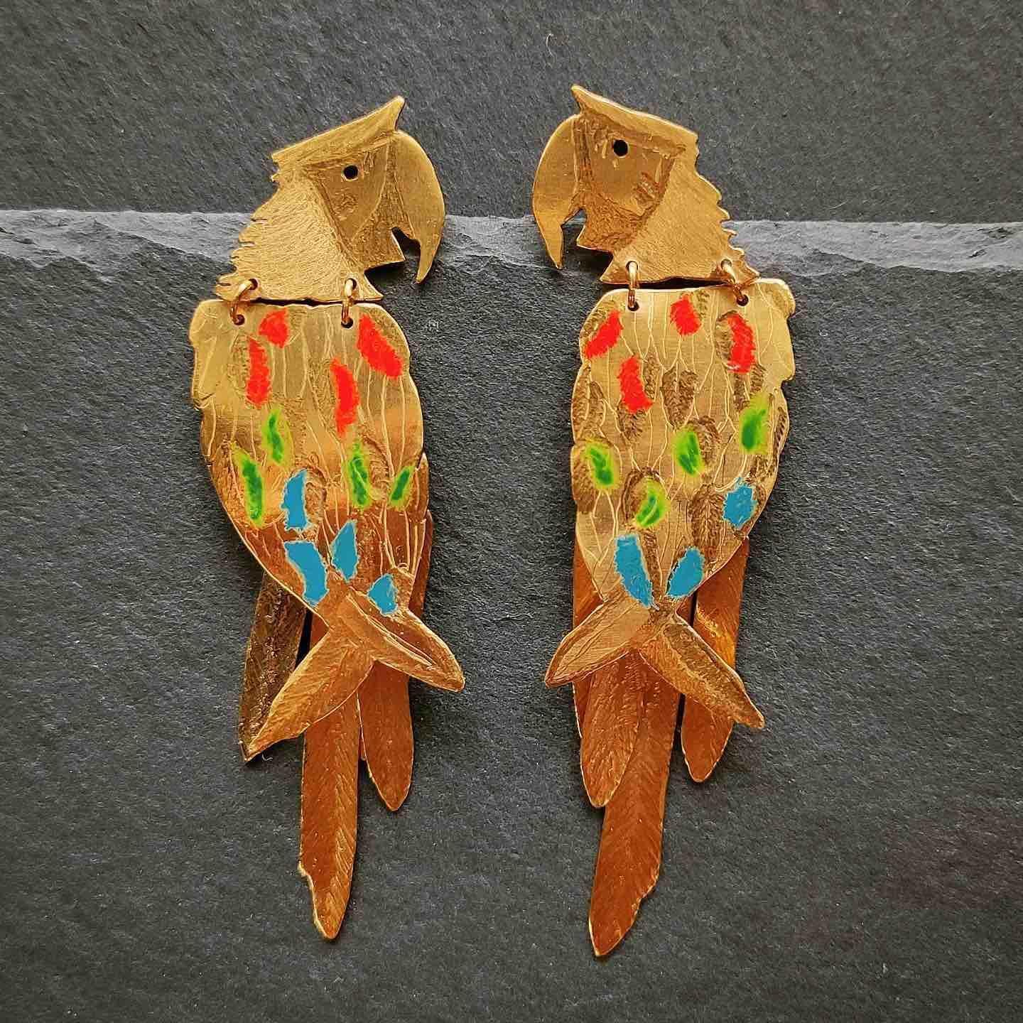 Pendientes Loro