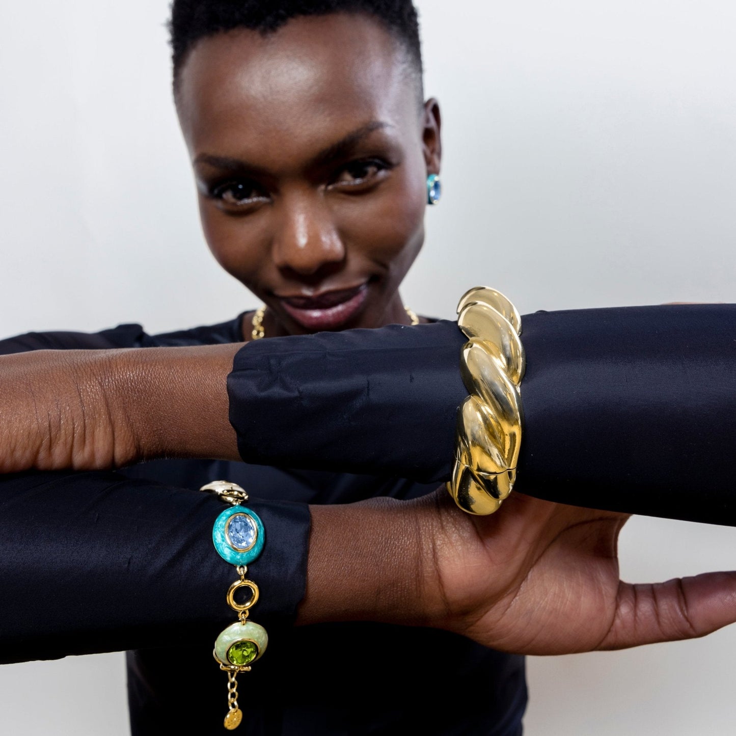 Pulsera acabado en oro amarillo 18K