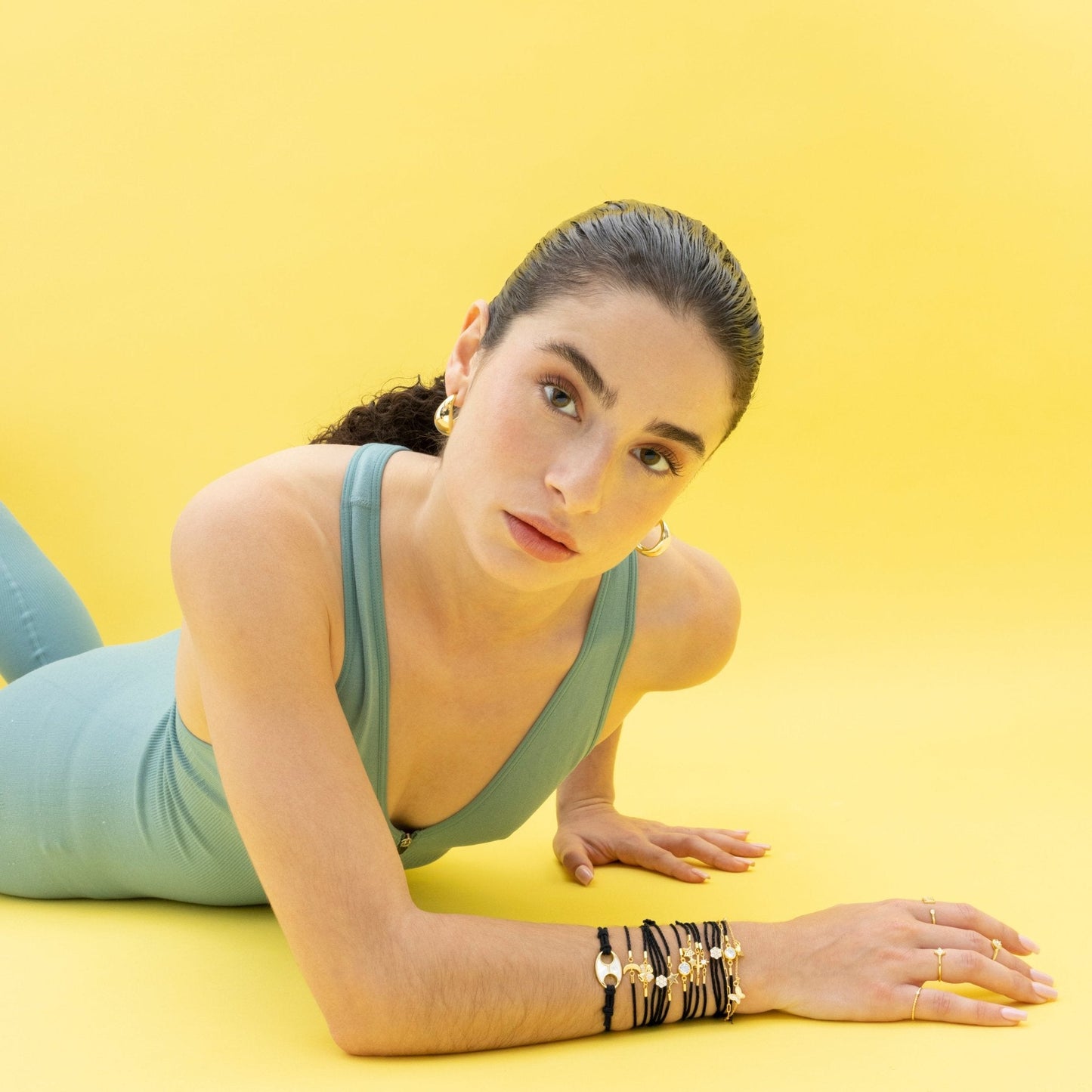 Pulsera acabado oro 18K