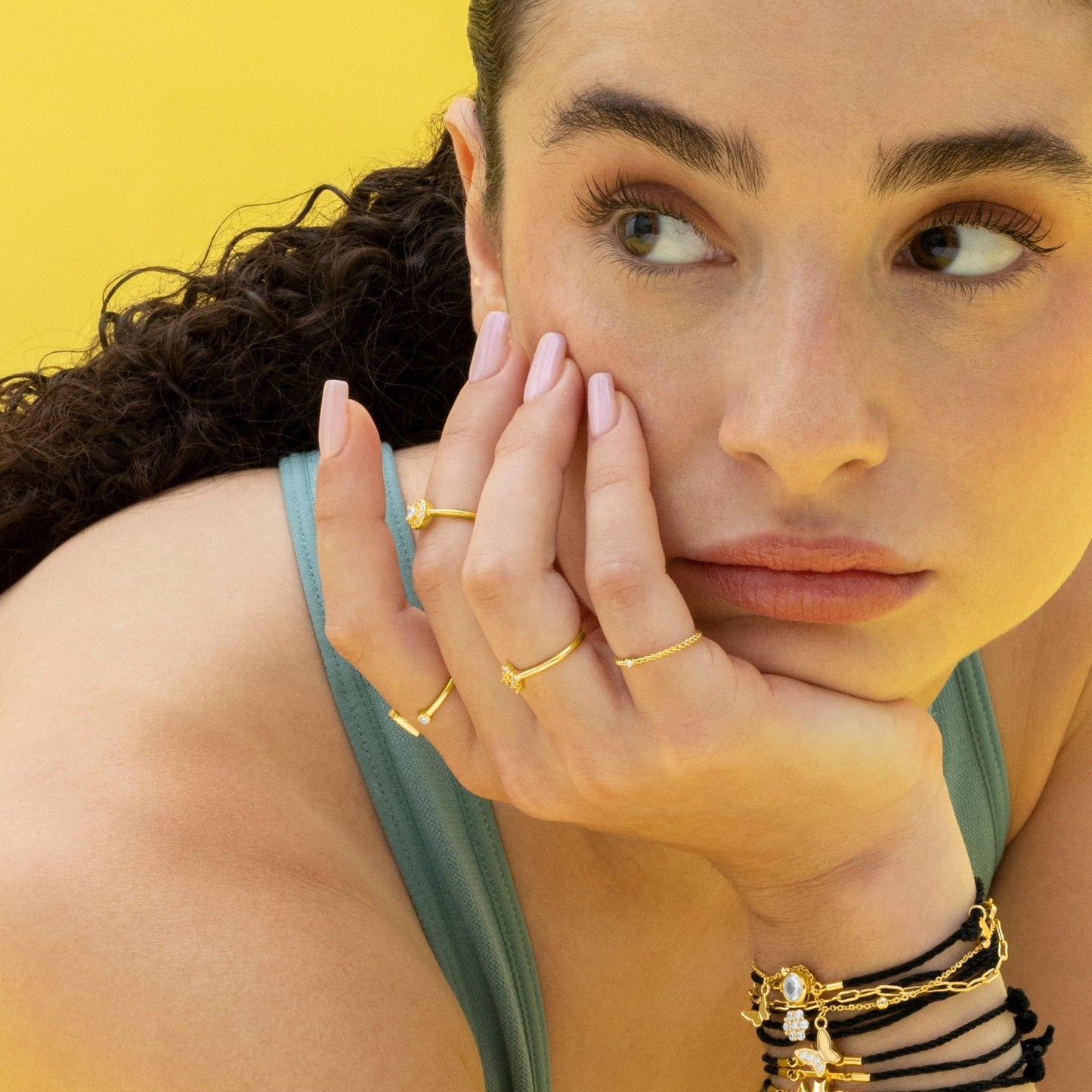 Pulsera acabado oro 18K