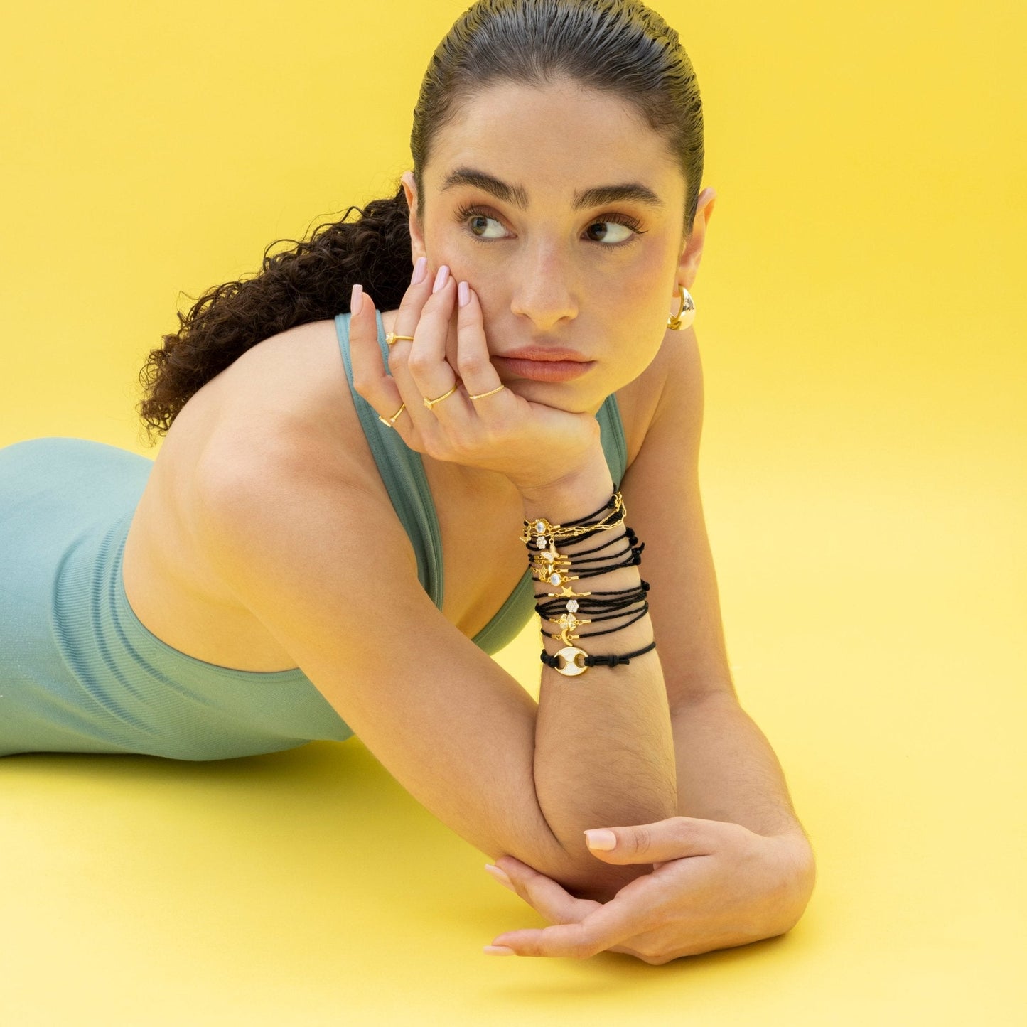 Pulsera acabado oro 18K