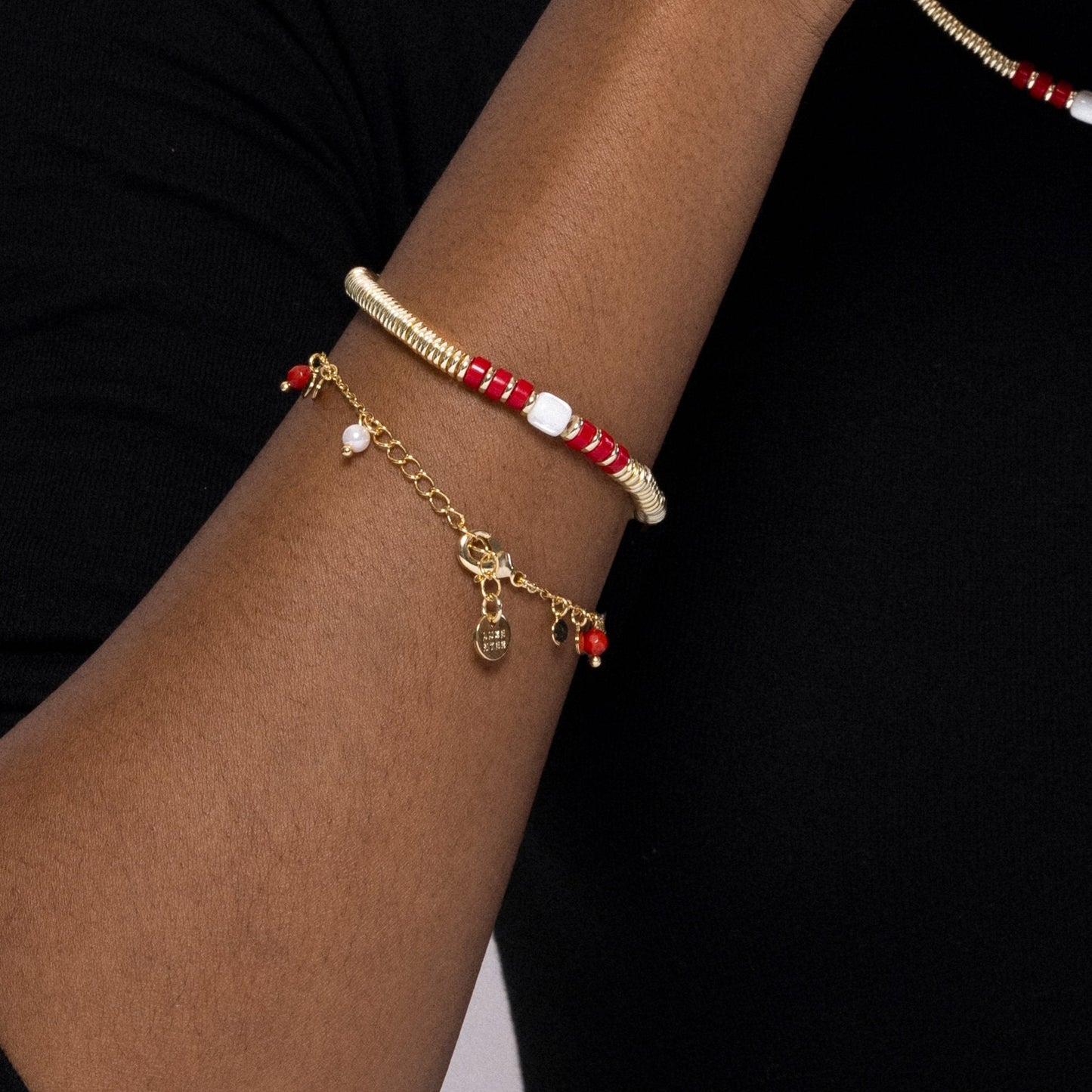 Pulsera Sumuna acabada en oro amarilo 18k