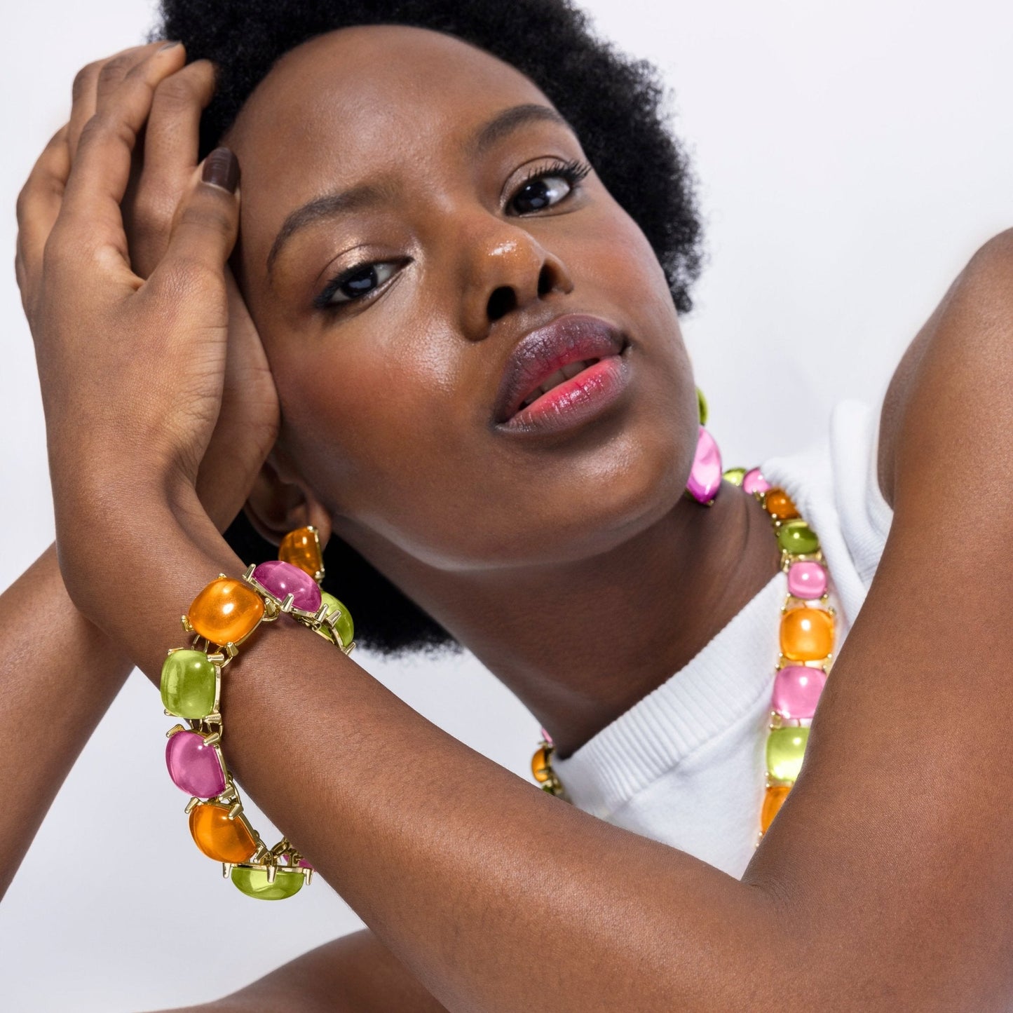 Pulsera Tosab acabada en oro amarillo 18k