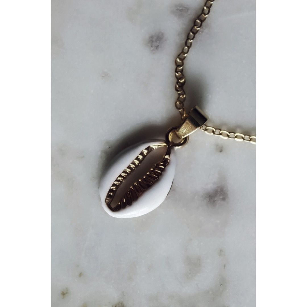 Collar Cowrie Blanco