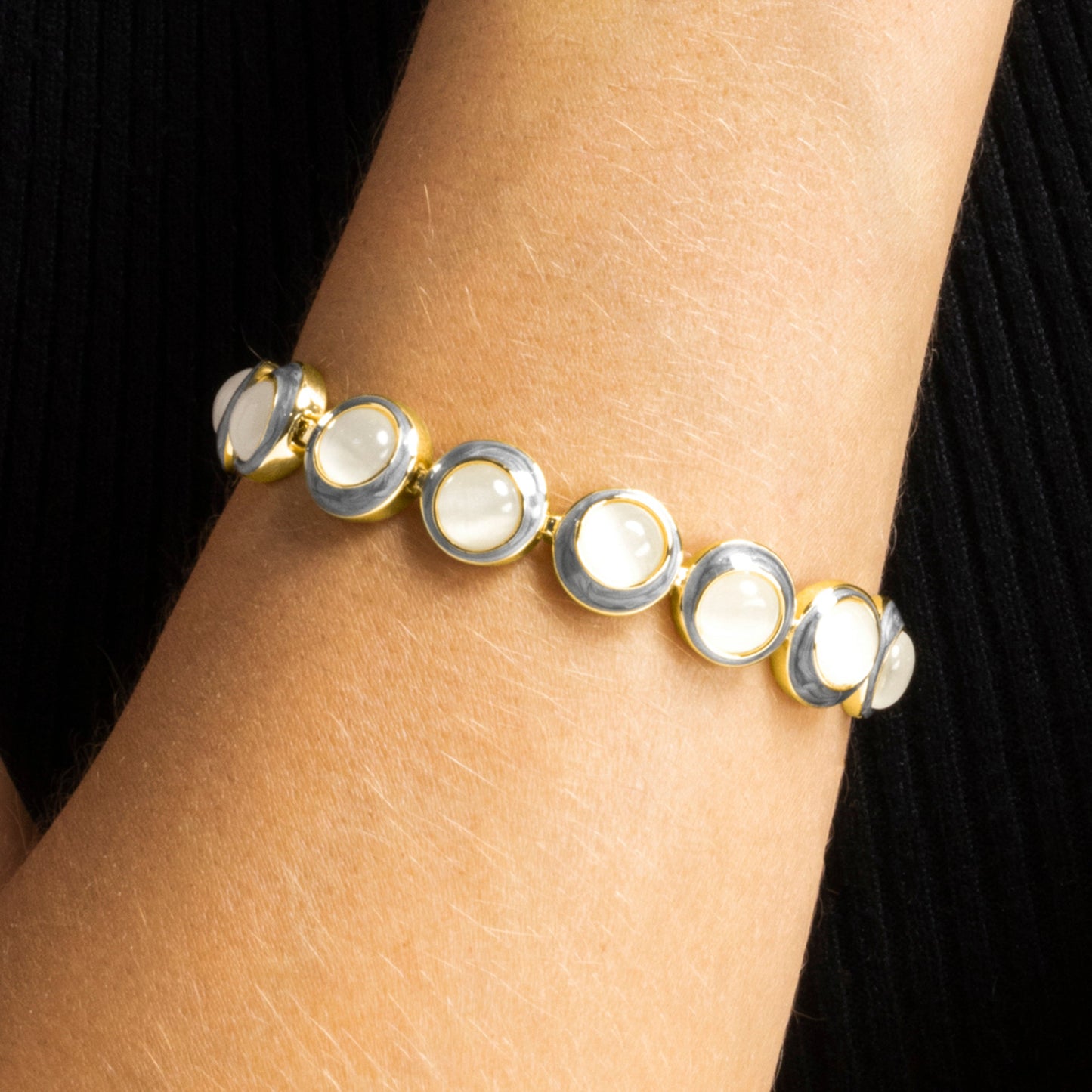 Pulsera con Ojo de Gato acabado oro 18k - Nawil