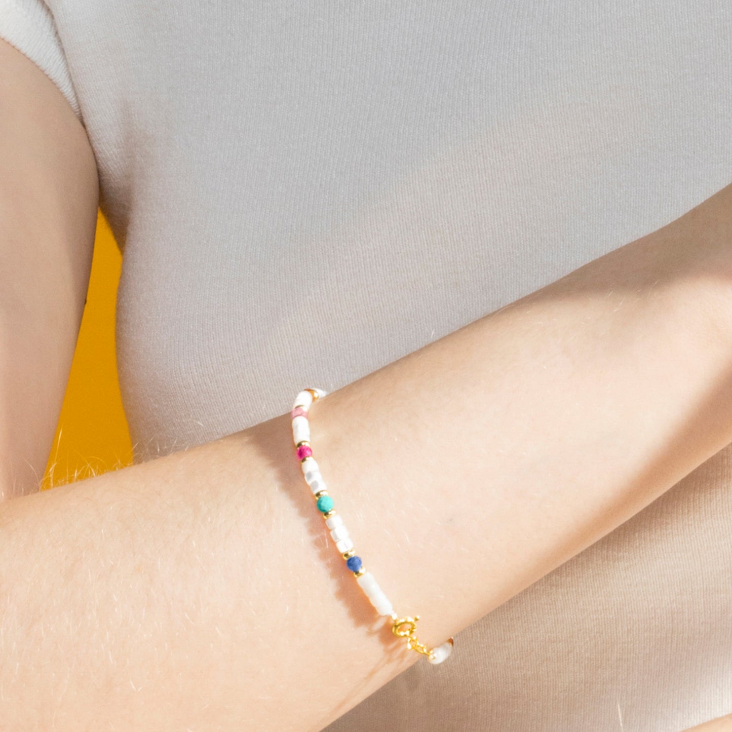 Pulsera con Madreperla Blanca acabado oro 18k - Xolau