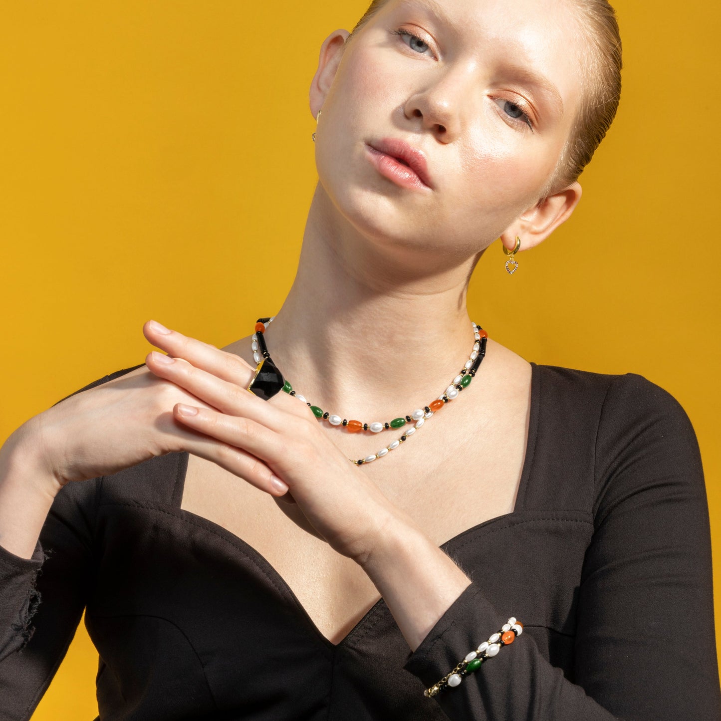 Pulsera con Onix acabado oro 18k - Coepil