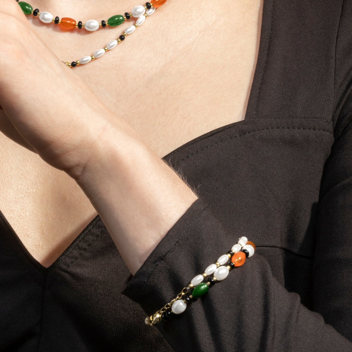 Pulsera con Onix acabado oro 18k - Coepil