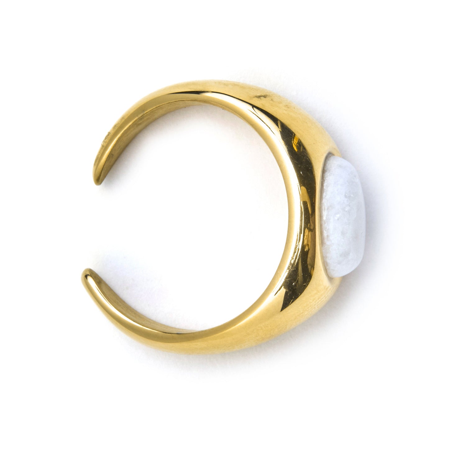 Anillo con Madreperla Blanca acabado oro 18k - Gaudark