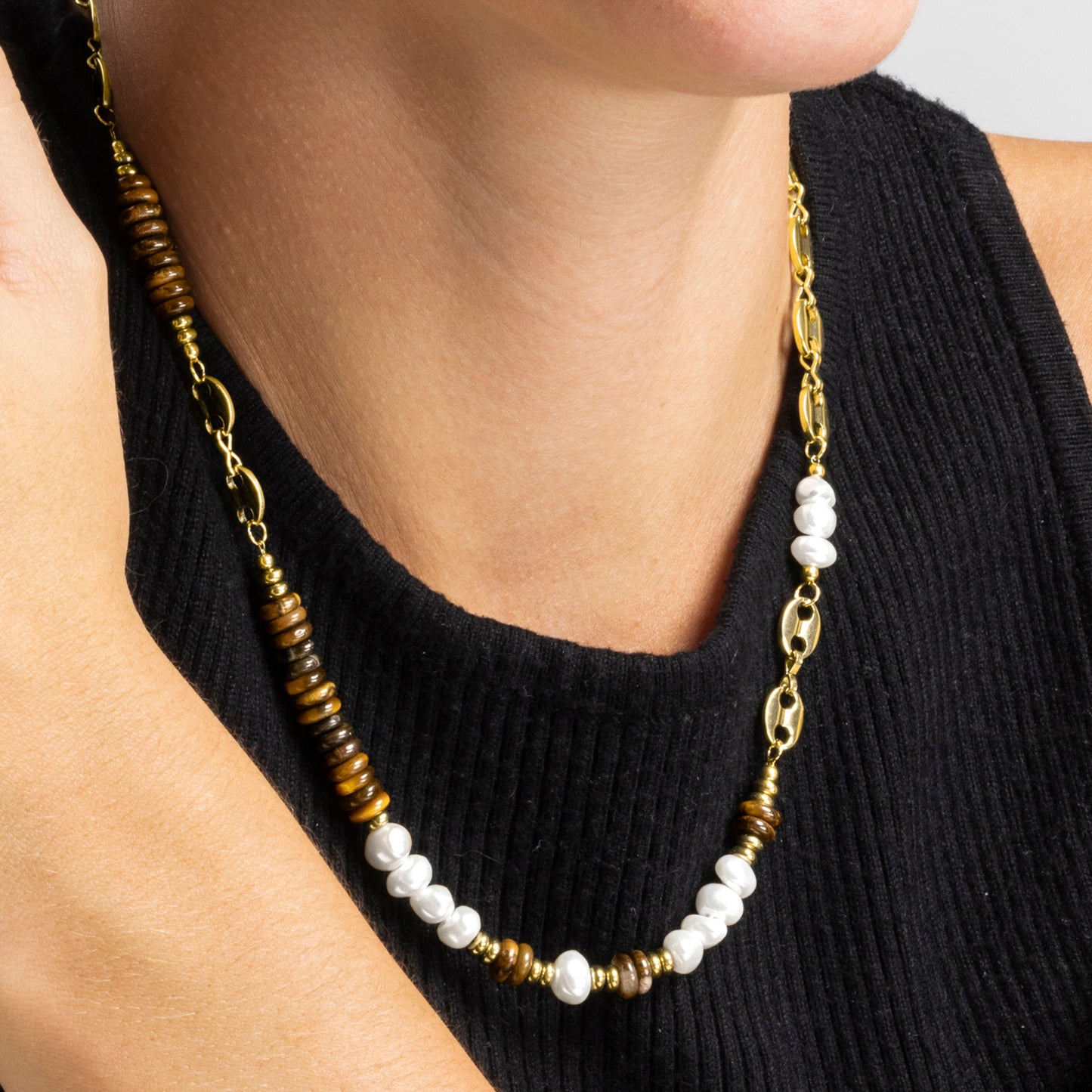 Collar con Ojo de Tigre acabado oro 18k - Kimbalbo