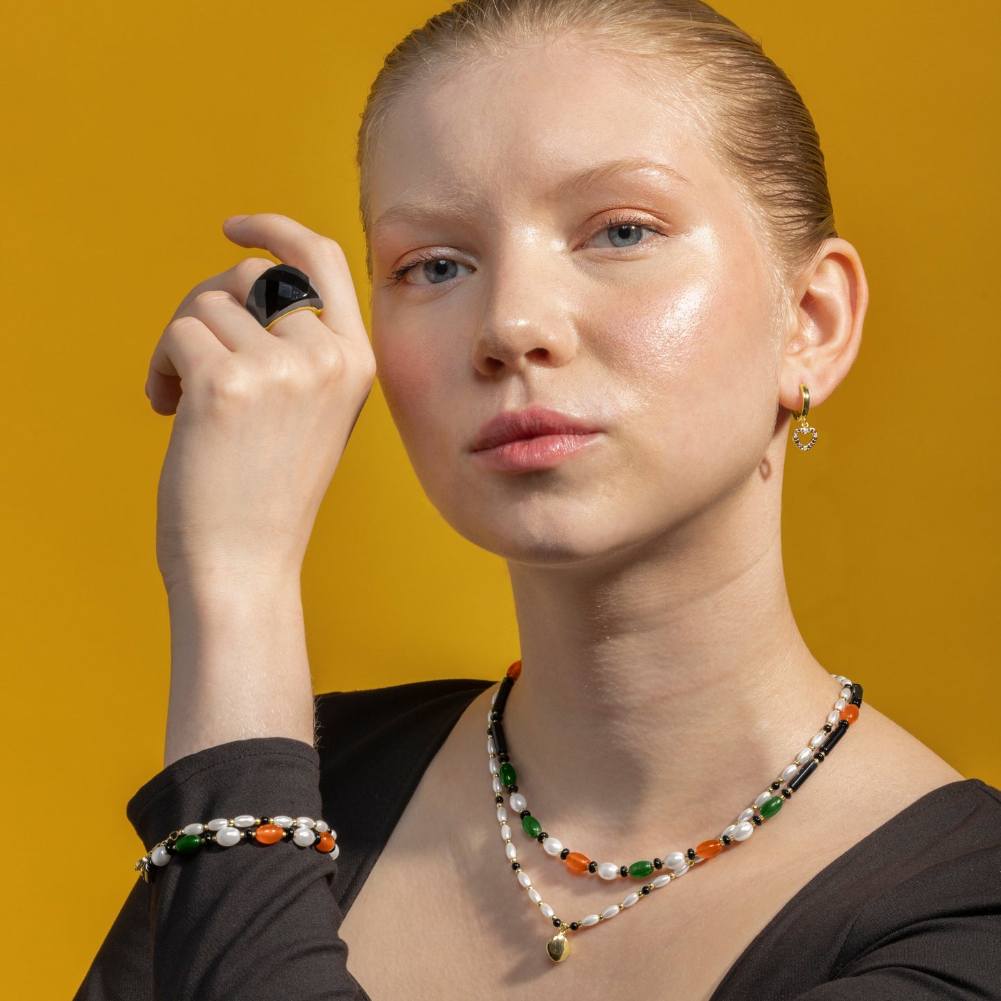 Collar con Onix acabado oro 18k - Coepil