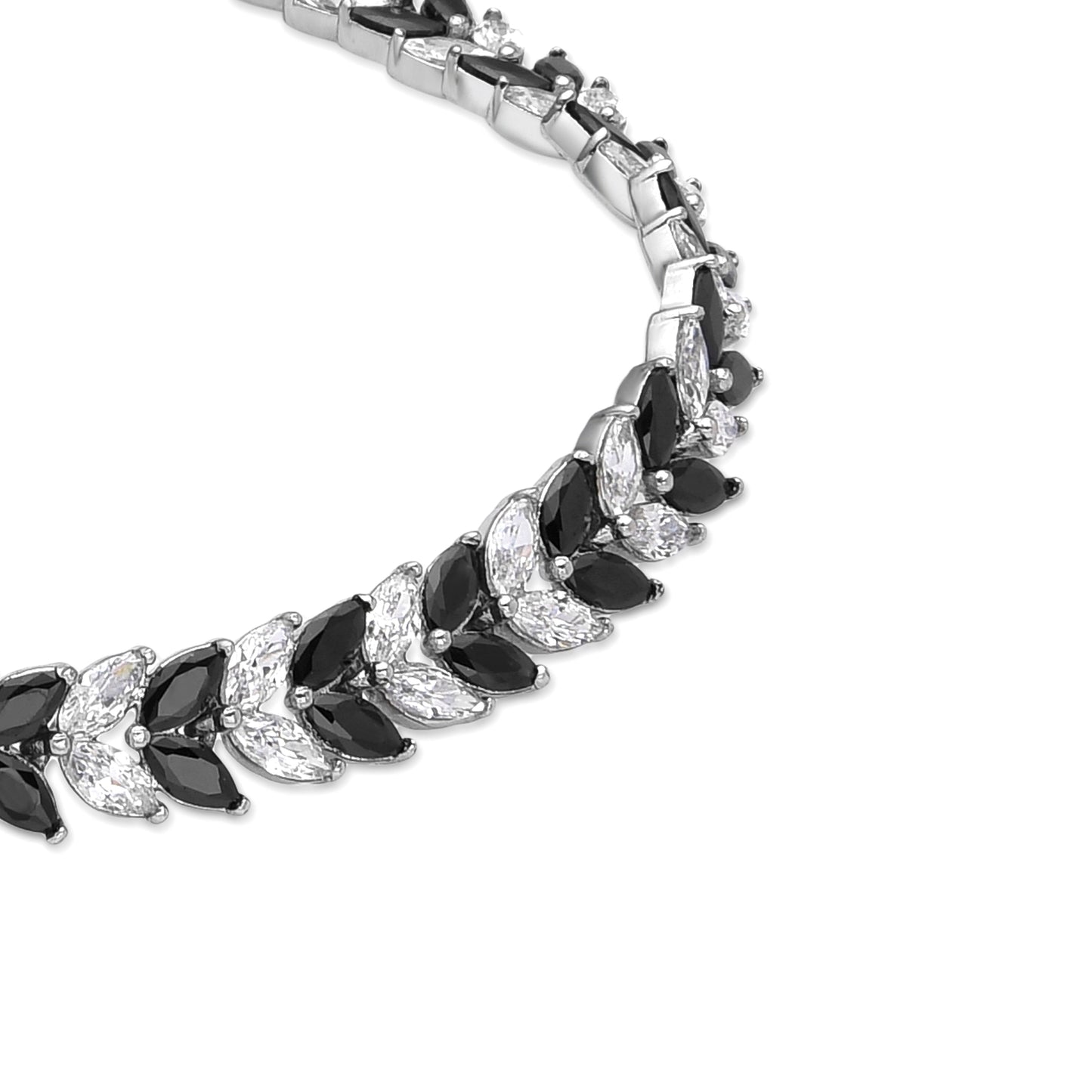 Pulsera con Circonita Onix acabado plata - Mabela