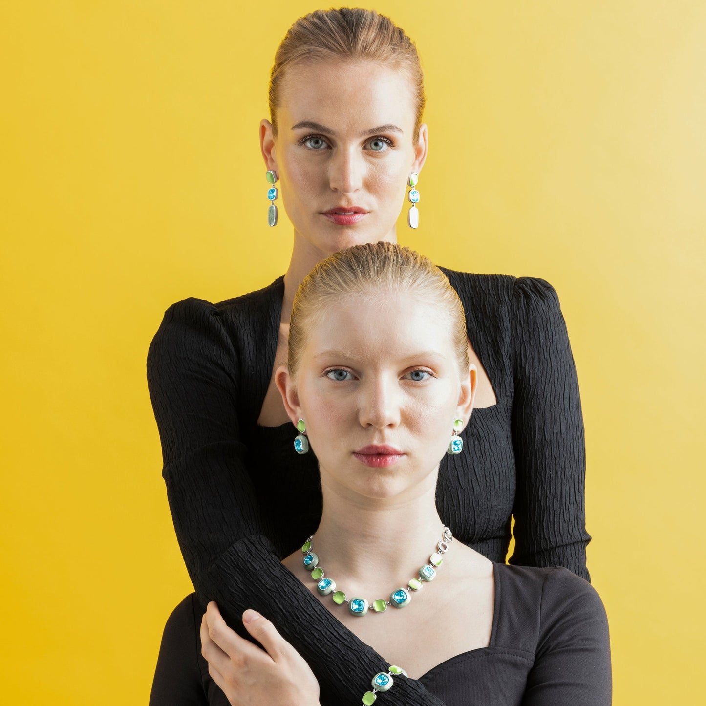 Collar con Cristal Azul acabado plata - Drogolo