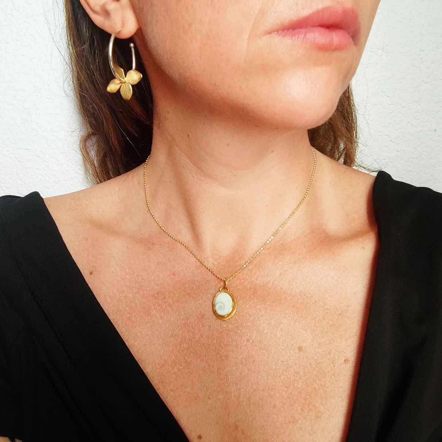 Colgante Habita de la Suerte (Orejita de Mar)