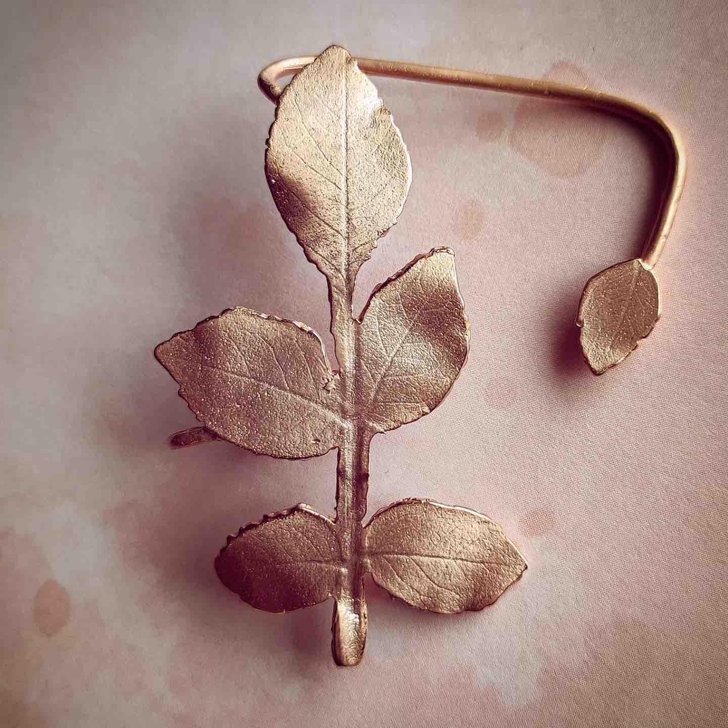 Ear Cuff Rosal Trepador