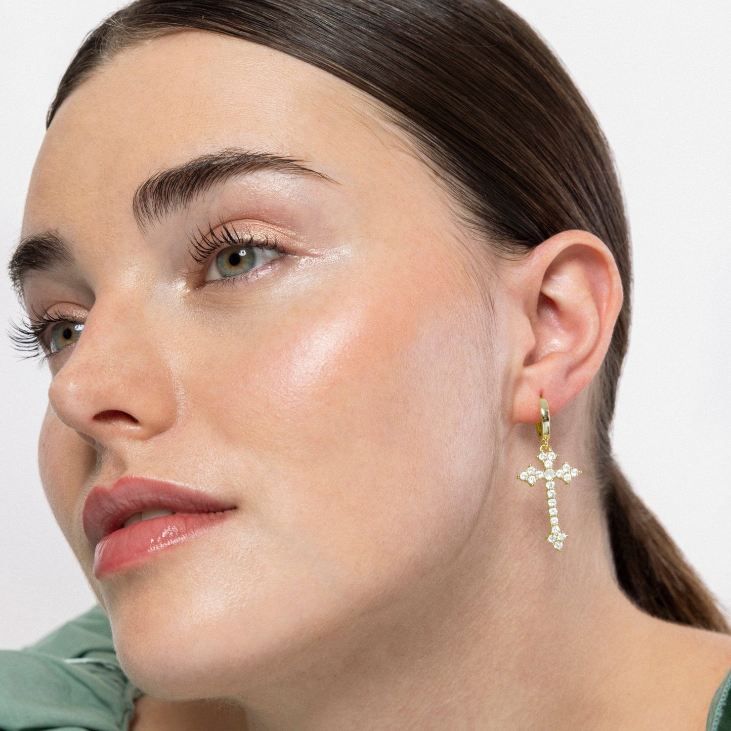 Pendientes acabado en oro amarilo 18k