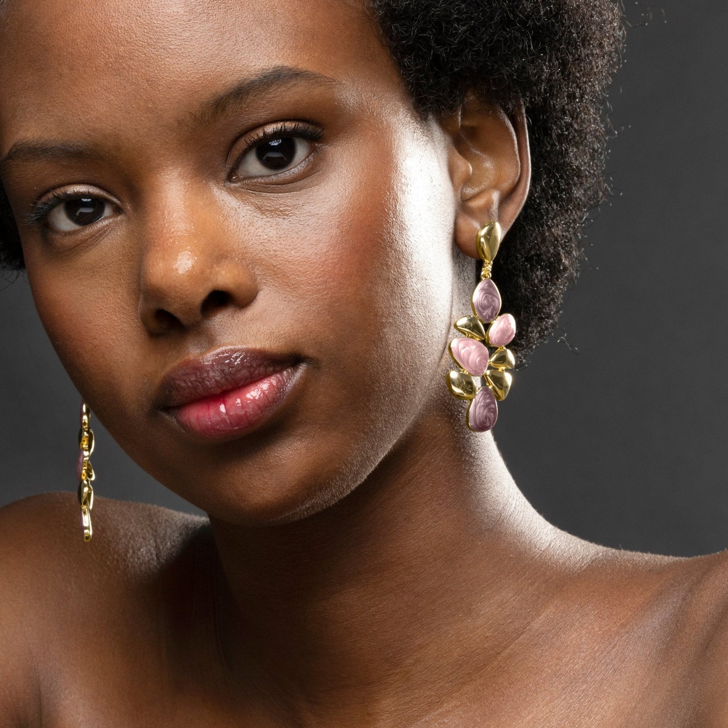 Pendientes acabado oro 18k