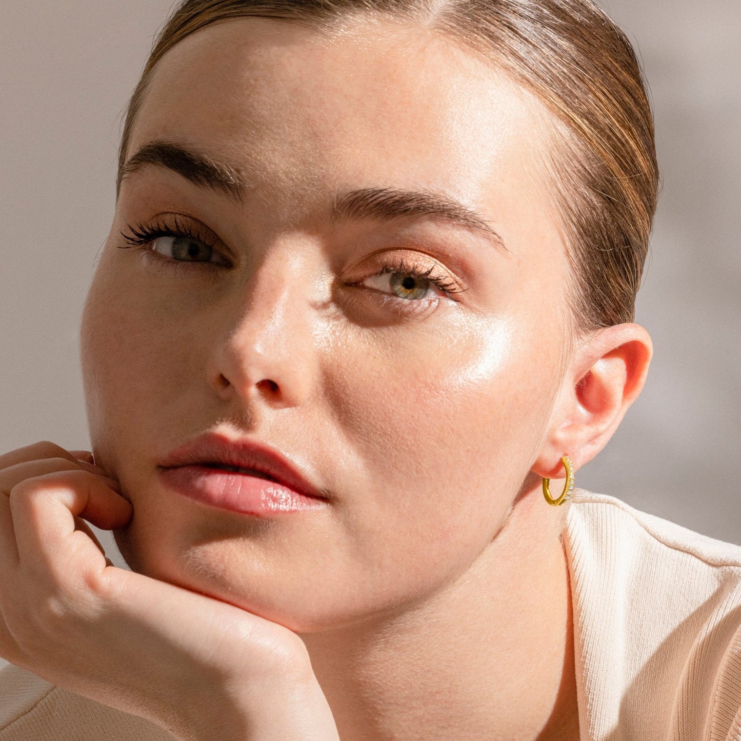 Pendientes acabado oro amarillo 18k