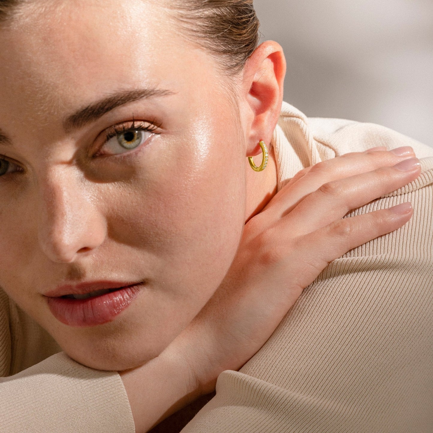 Pendientes acabado oro amarillo 18k