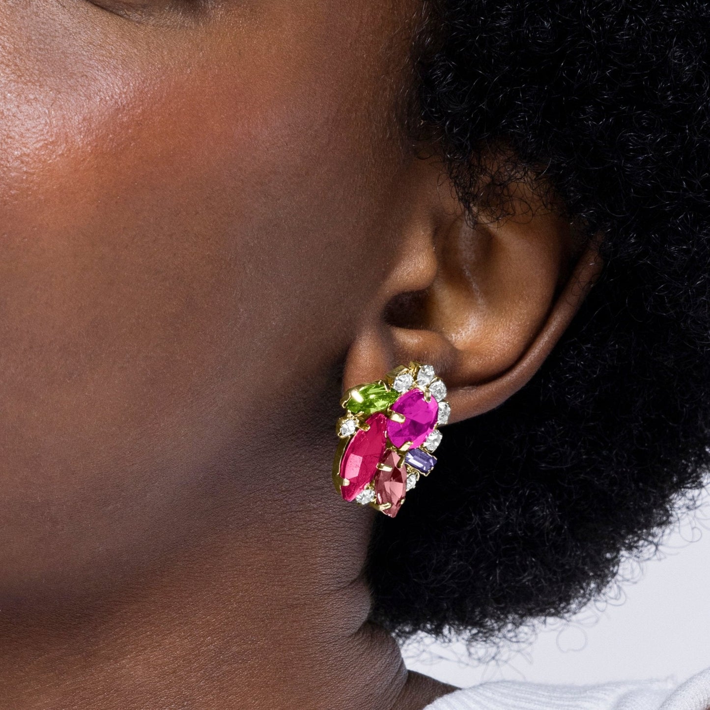 Pendientes acabados en oro amarillo 18k