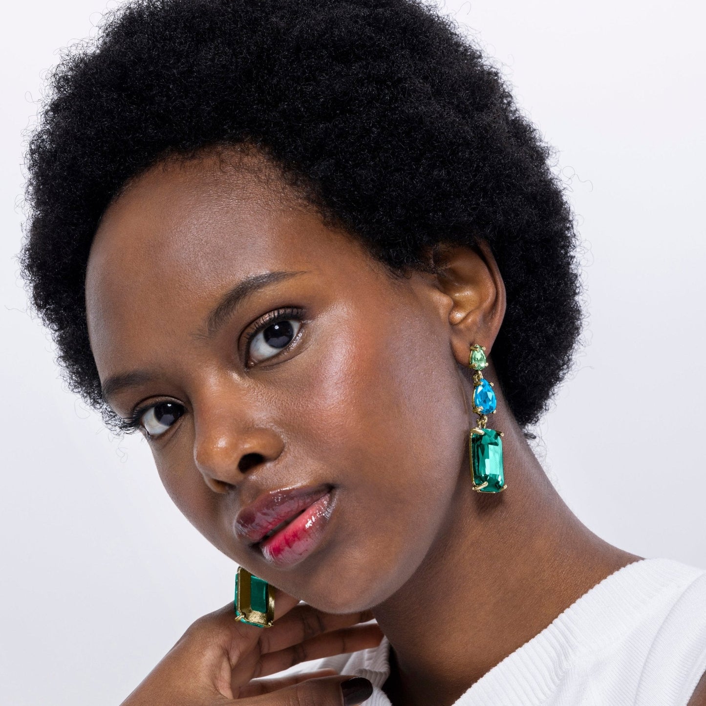 Pendientes acabados en oro amarillo 18k