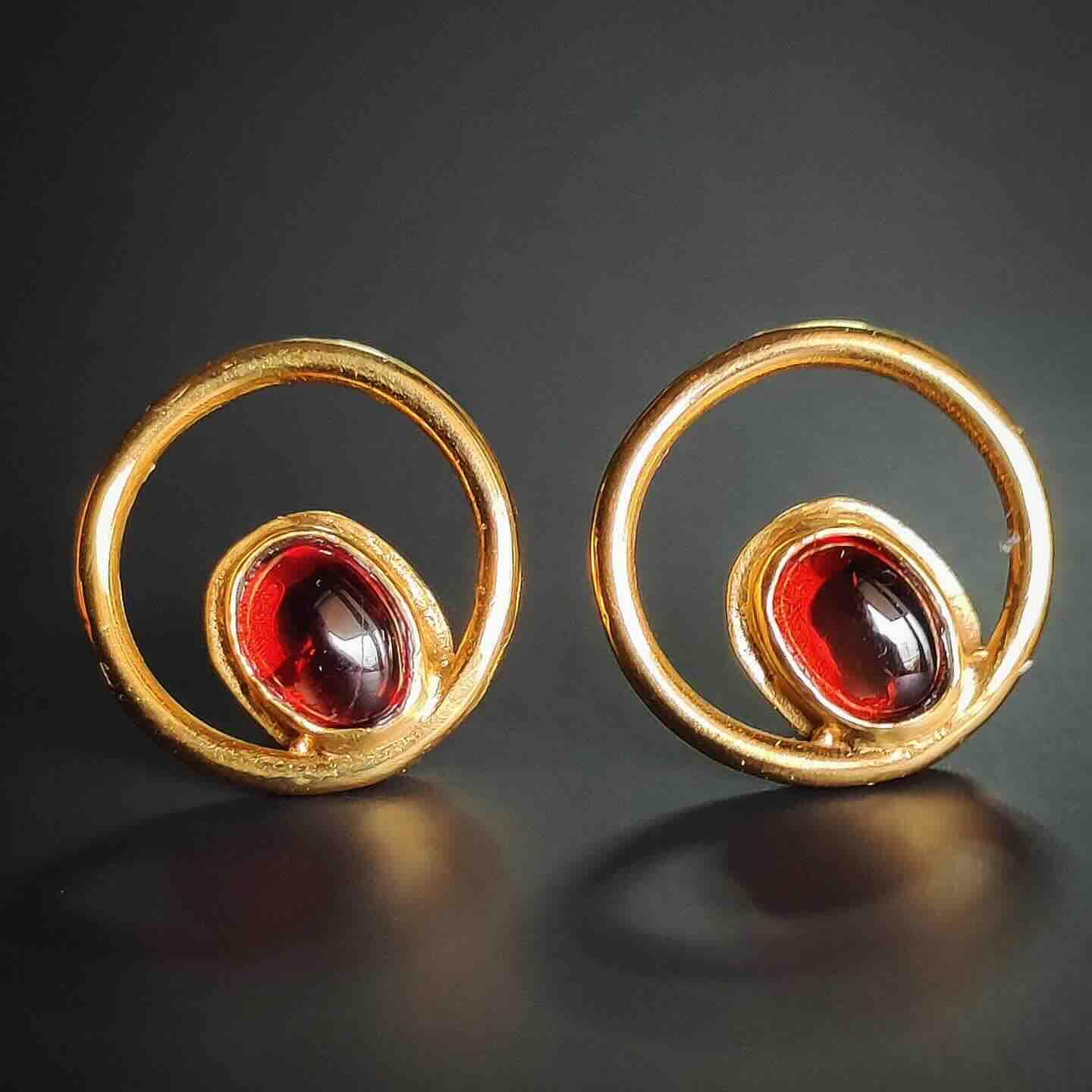 Pendientes Sol Invictus