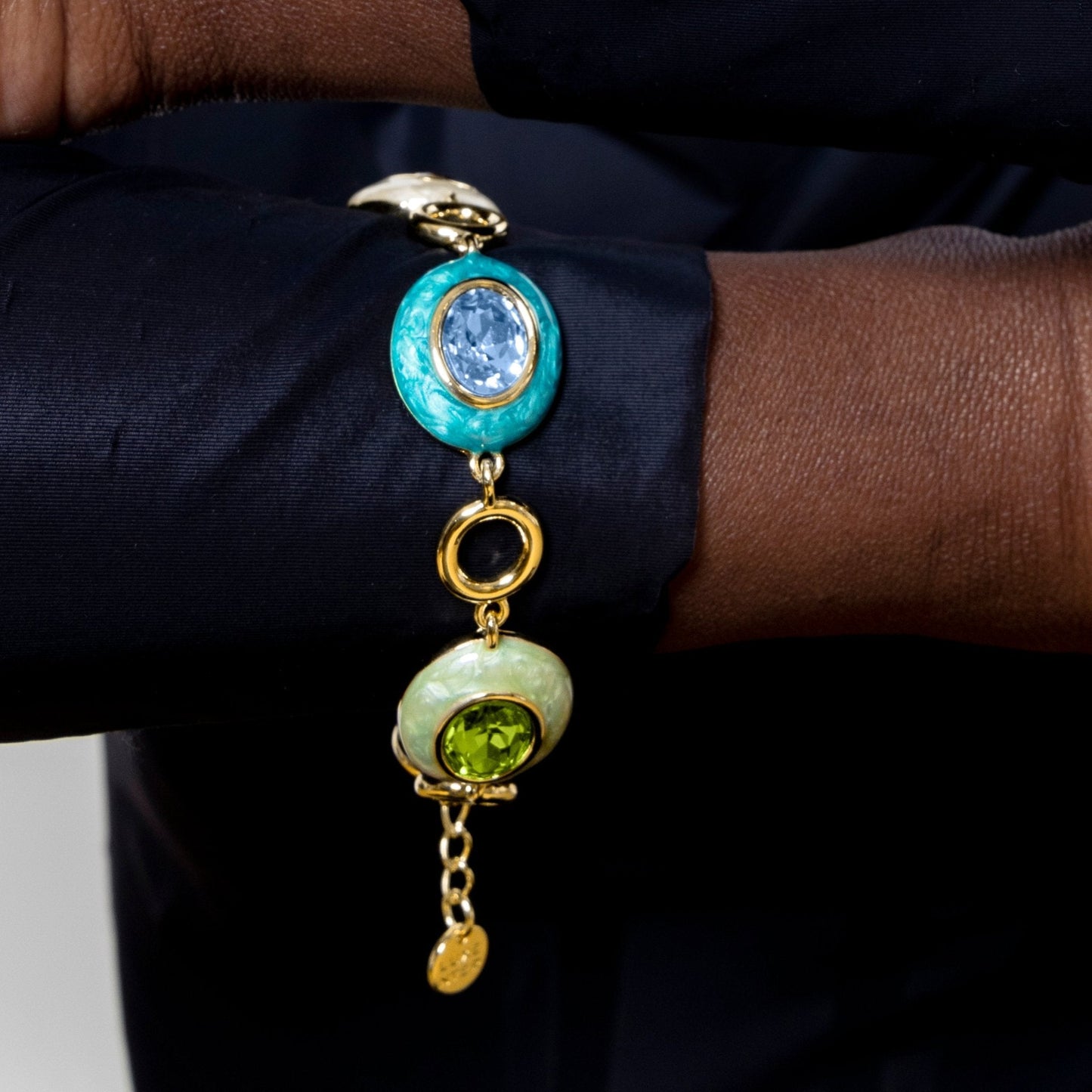 Pulsera acabado en oro amarillo 18K