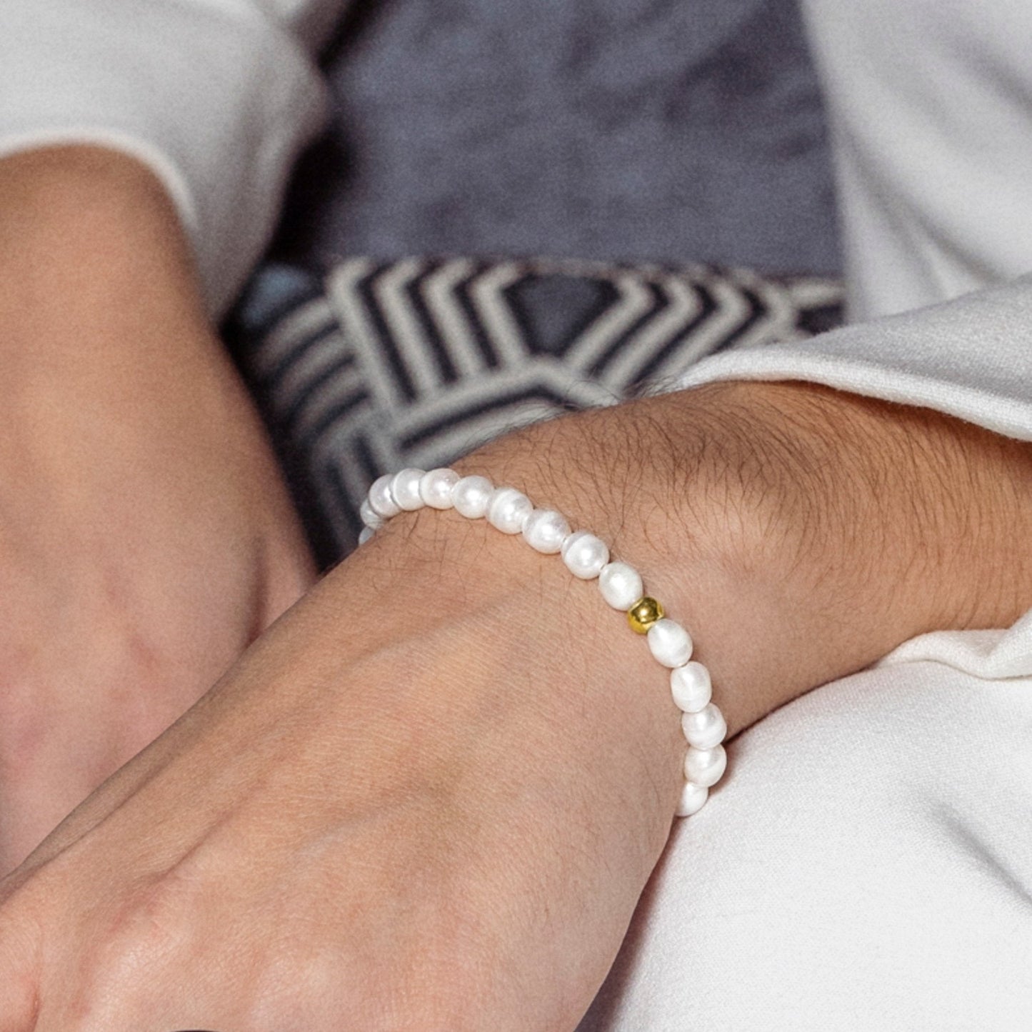 Pulsera acabado oro 18k