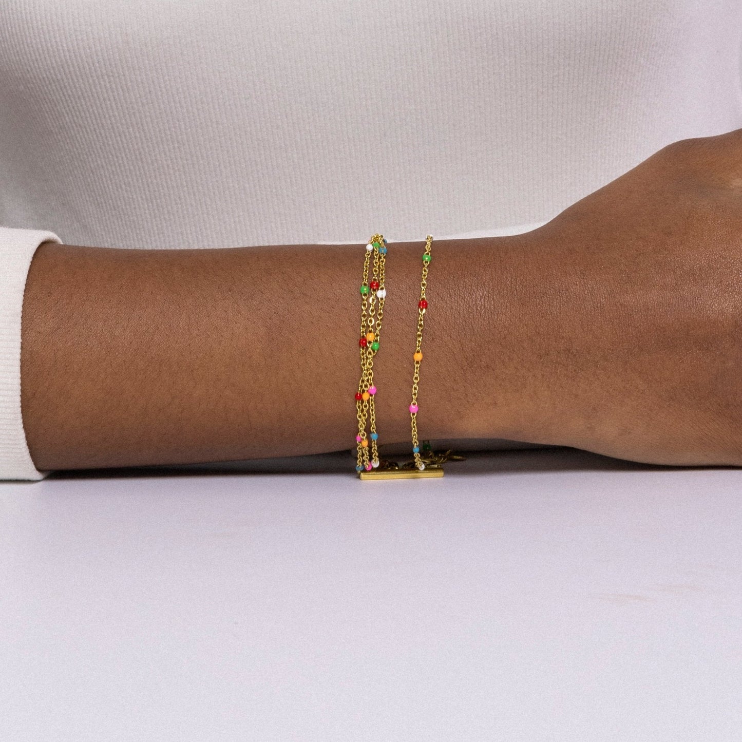 Pulsera Ukdra acabada en oro amarillo 18k